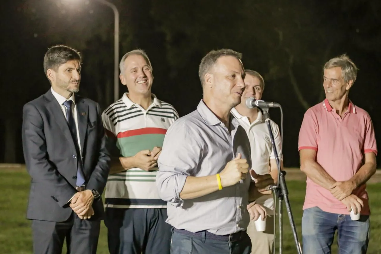 f0e54126-56cd-4e50-b981-d958c222a046