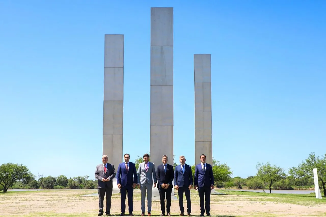 b13ca82b-aadd-408f-923b-588515247ee7