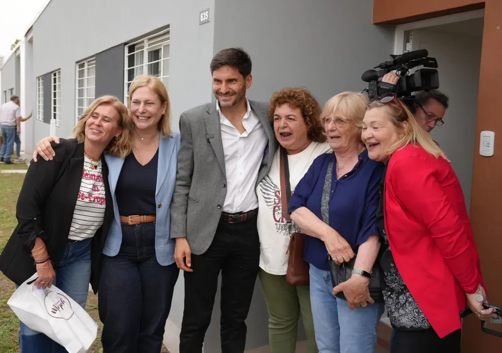 1cbbc9f7-d2b4-493f-a2a2-30cb229c230a