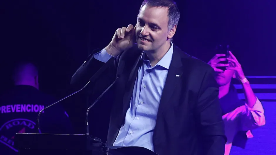 68264e06ed41a_940_529!