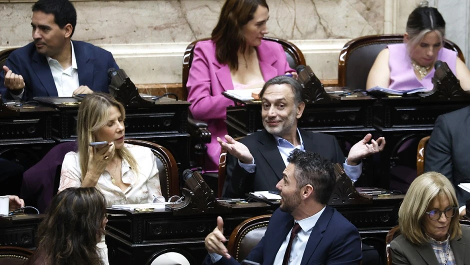 6945b82e01407_940_529!