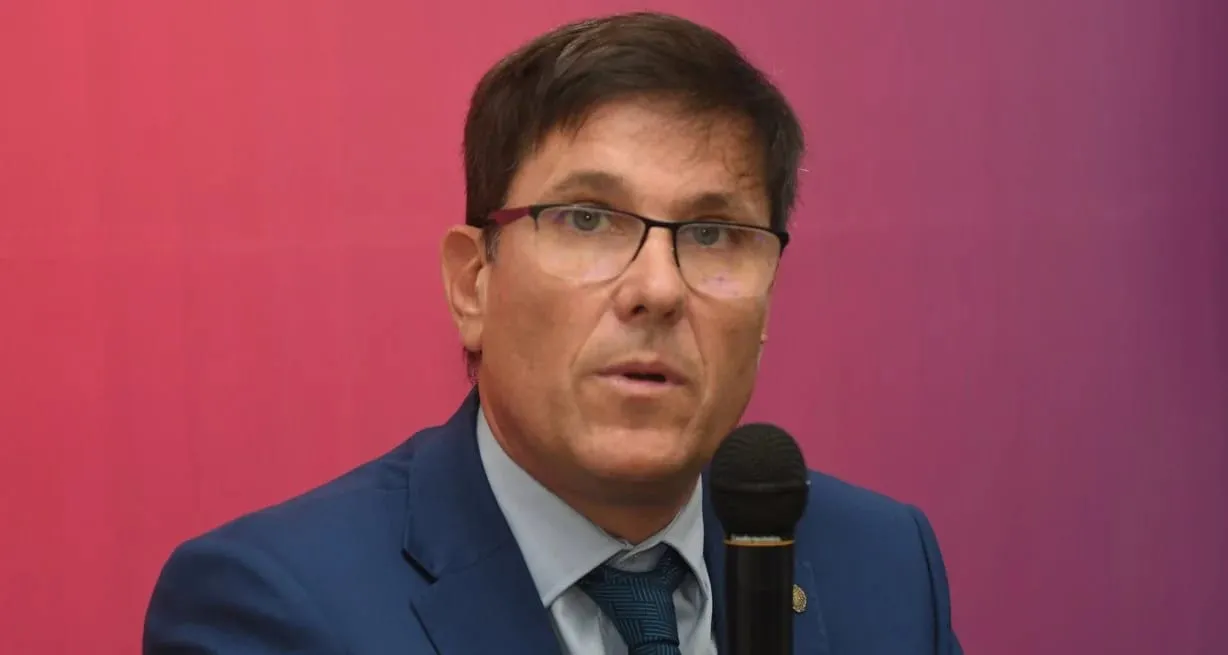 879008c7-7a65-4ec9-b3fb-cae866dc85ba