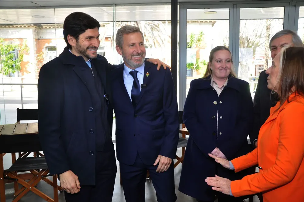 2b4396b7-aec3-43b0-af54-c2e15f3d3dfa