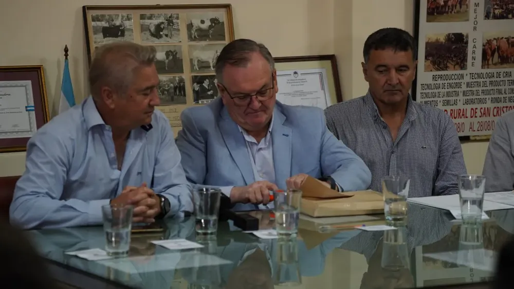 52e32104-3fc7-43f6-ac93-d3c7aafd801f