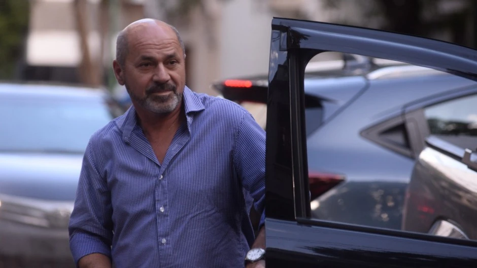 5eb45f736d6f4_940_529!