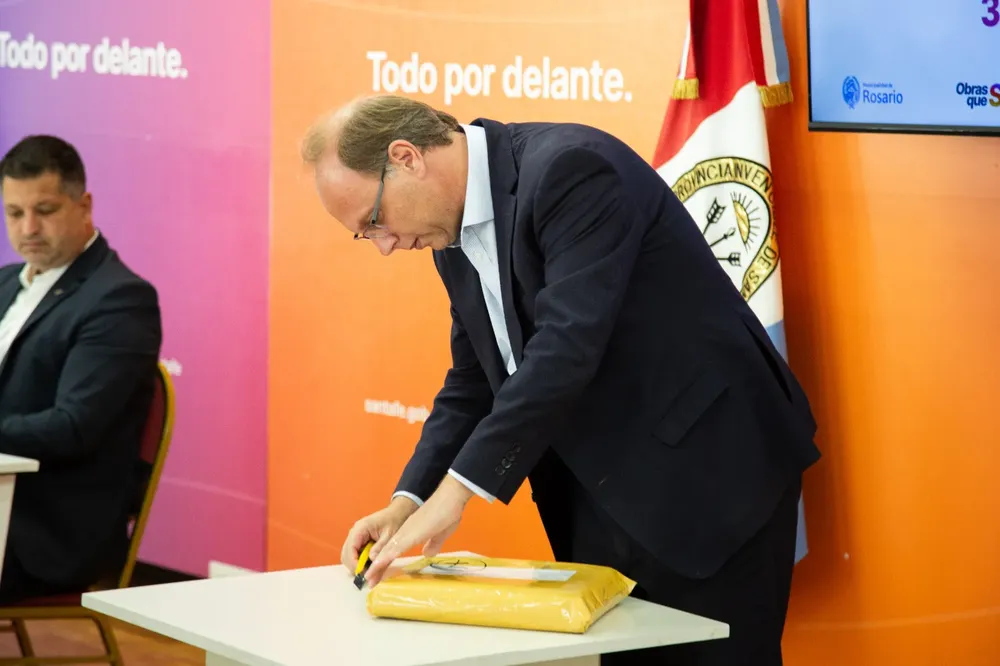 8ff4763c-9722-44c6-b78f-eb0197cb7e9d