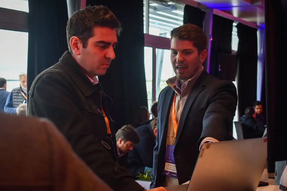 1b4dde93-c578-477a-8a10-5f7747308b90