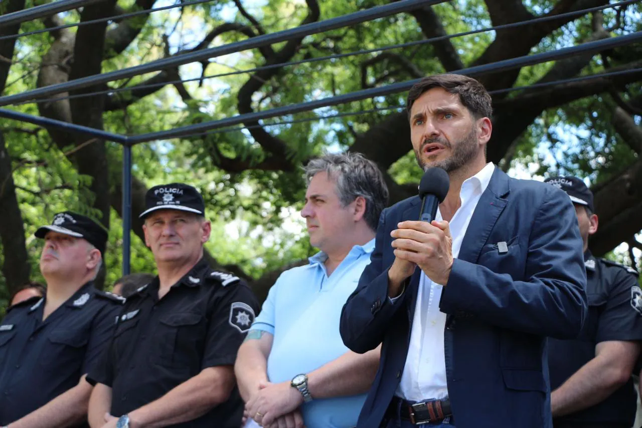 c0404f2f-afb5-4e50-b36e-f1c16f187862