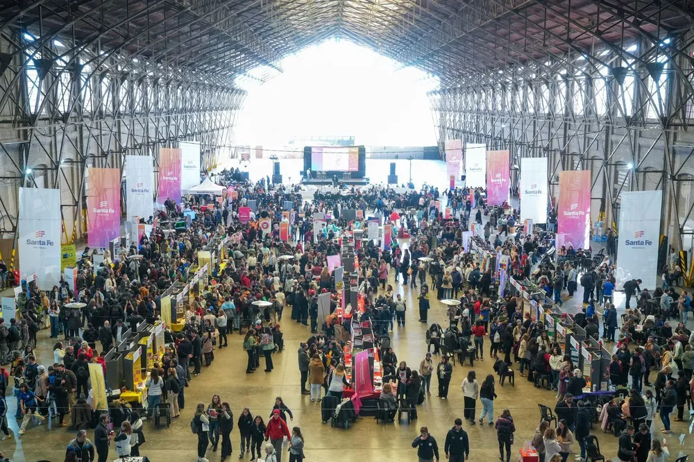 dc0a573d-042f-4798-a3c3-e95f0fc8dc1c