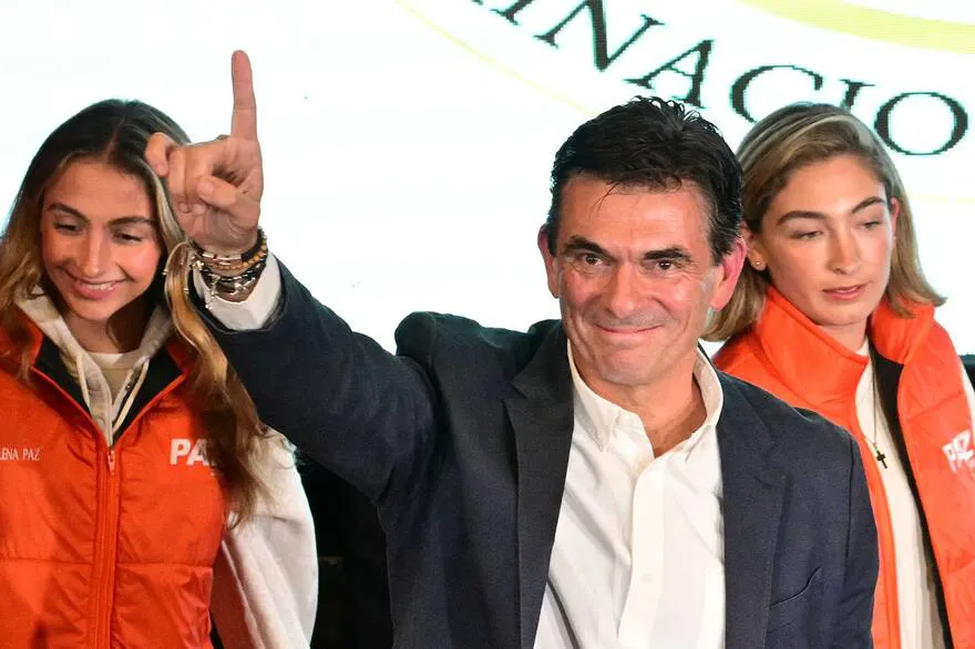 rodrigo-paz-asume-la-presidencia-de-bolivia-y-6OFRAXA6ANEUJLPIKNIEUYJ5FU