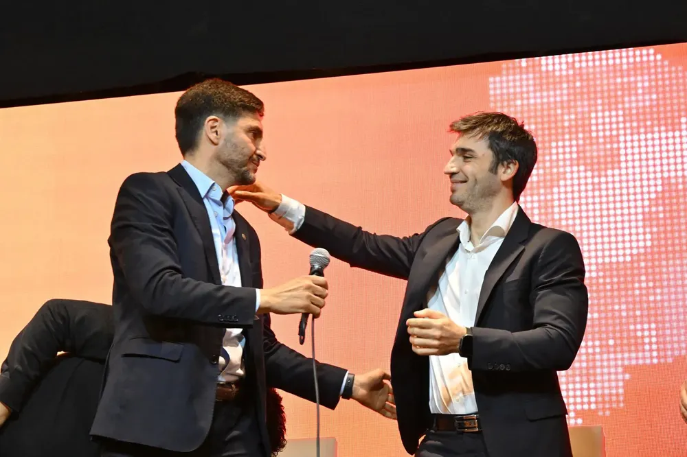 c6a4653c-cf2b-40e3-b17a-72a6791980f9