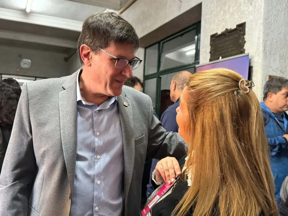 9a9a0e06-b2f9-4d04-a923-97e7f69605f4