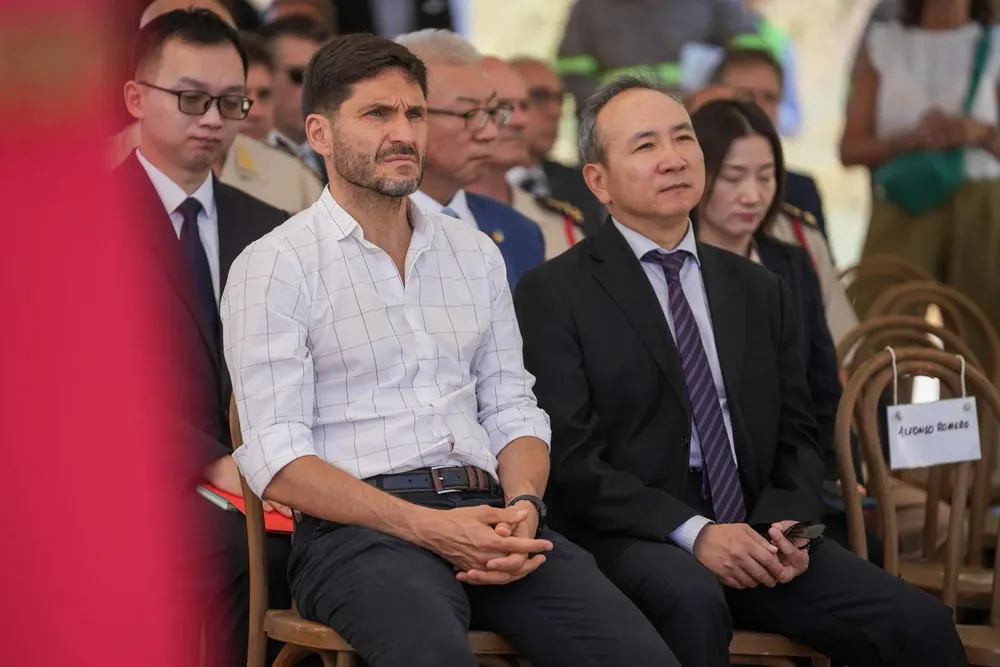 90db35f9-0789-4b1f-992d-a625f7a017c5