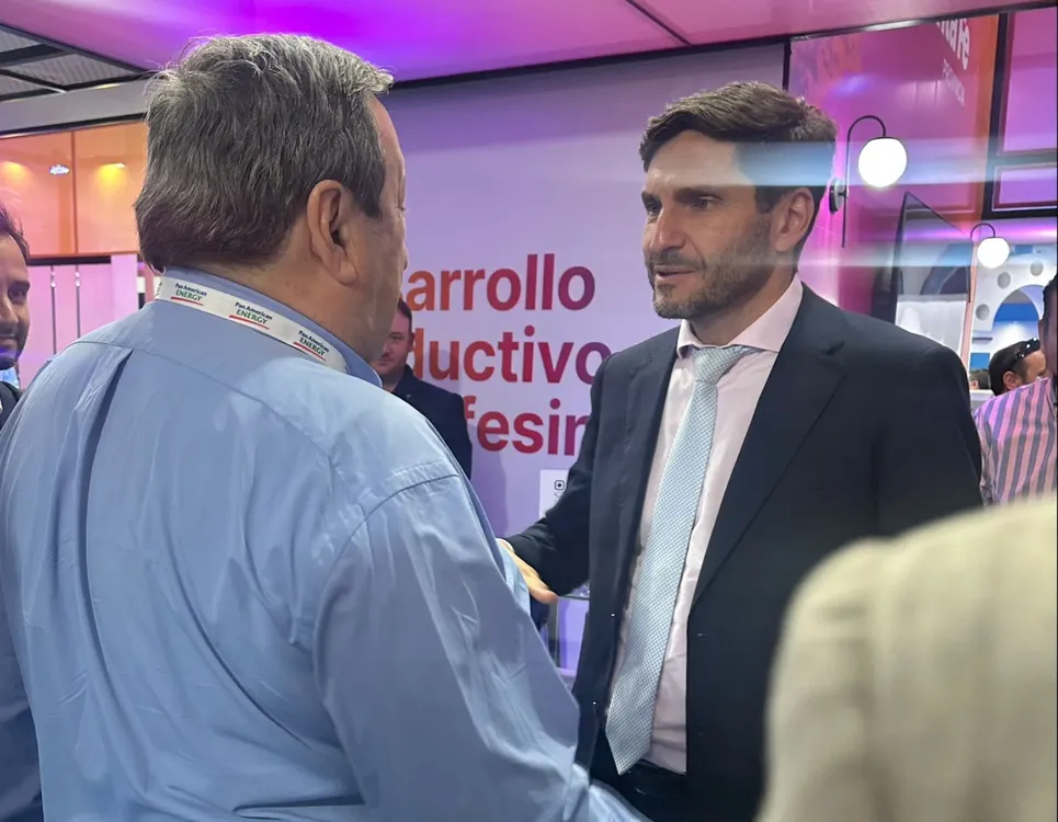 e757decf-6665-4149-913a-f4f14a844f26