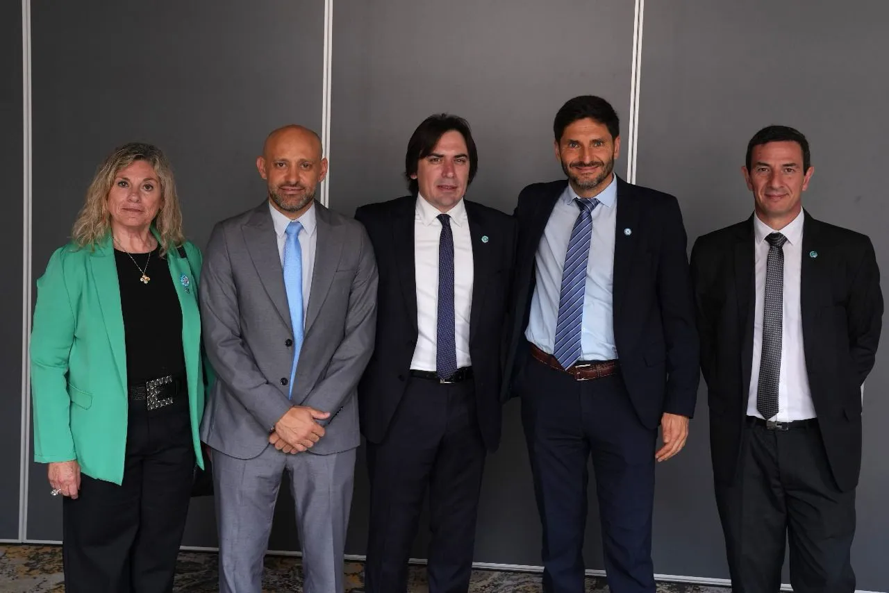 7a151172-4b85-432e-98c9-713d2790729a