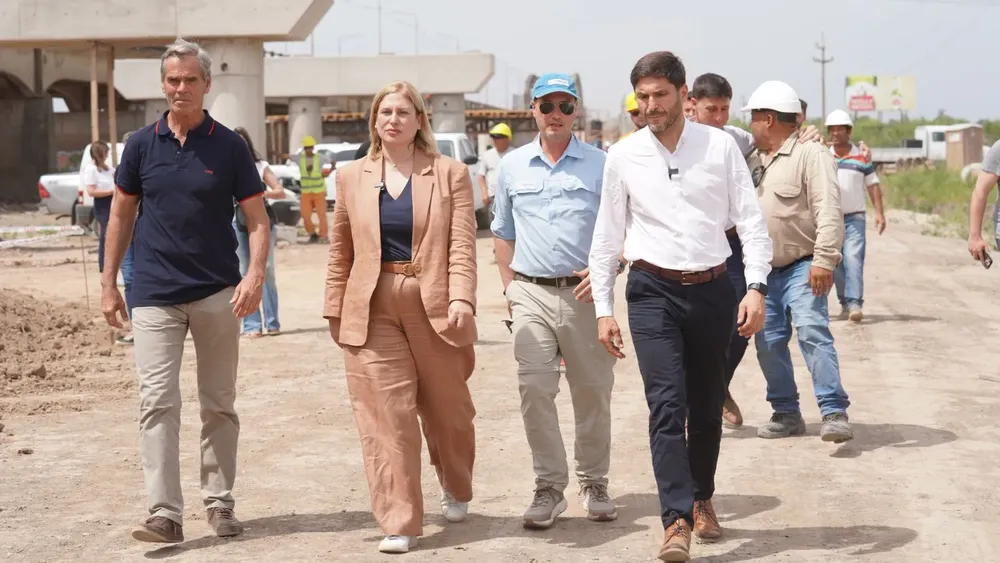 b511b1d5-ed82-4955-a8ba-077be28cd936